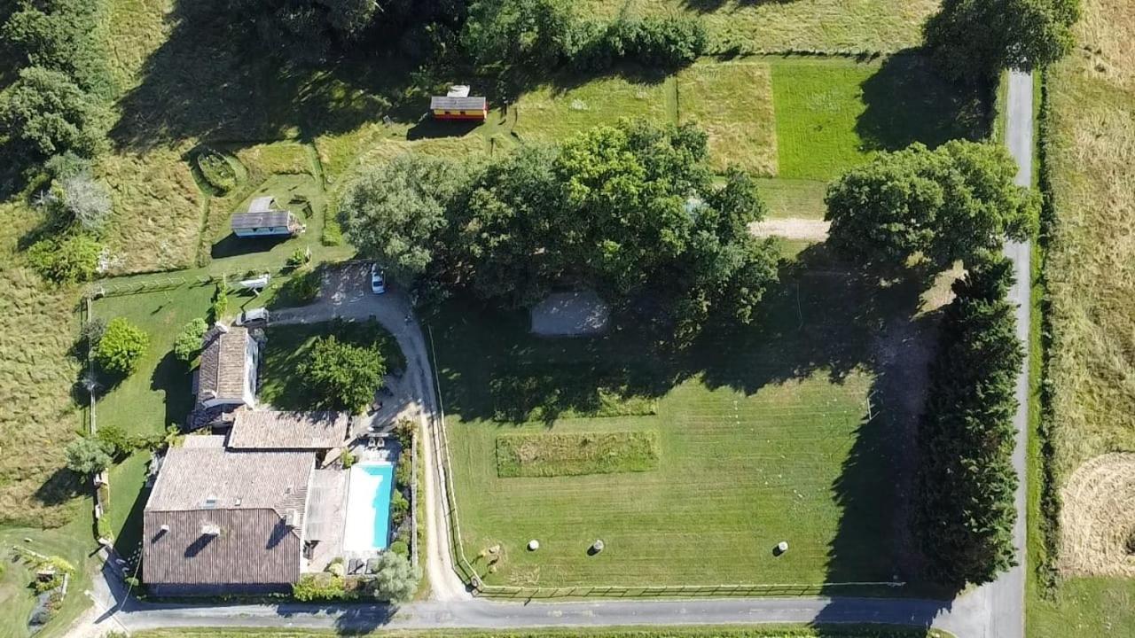 Roulotte Fleur Des Champs Villa Sigalens Exterior photo